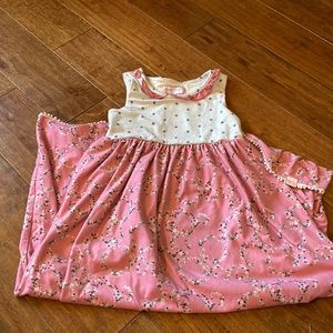 Sweet Honey gown sz 6